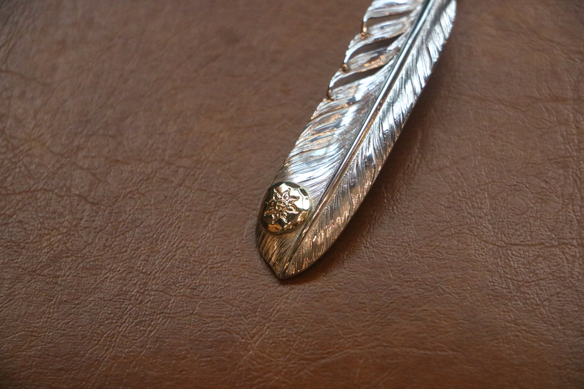 Albatory 18Kt Gold Rope Gold Point Silver Feather L