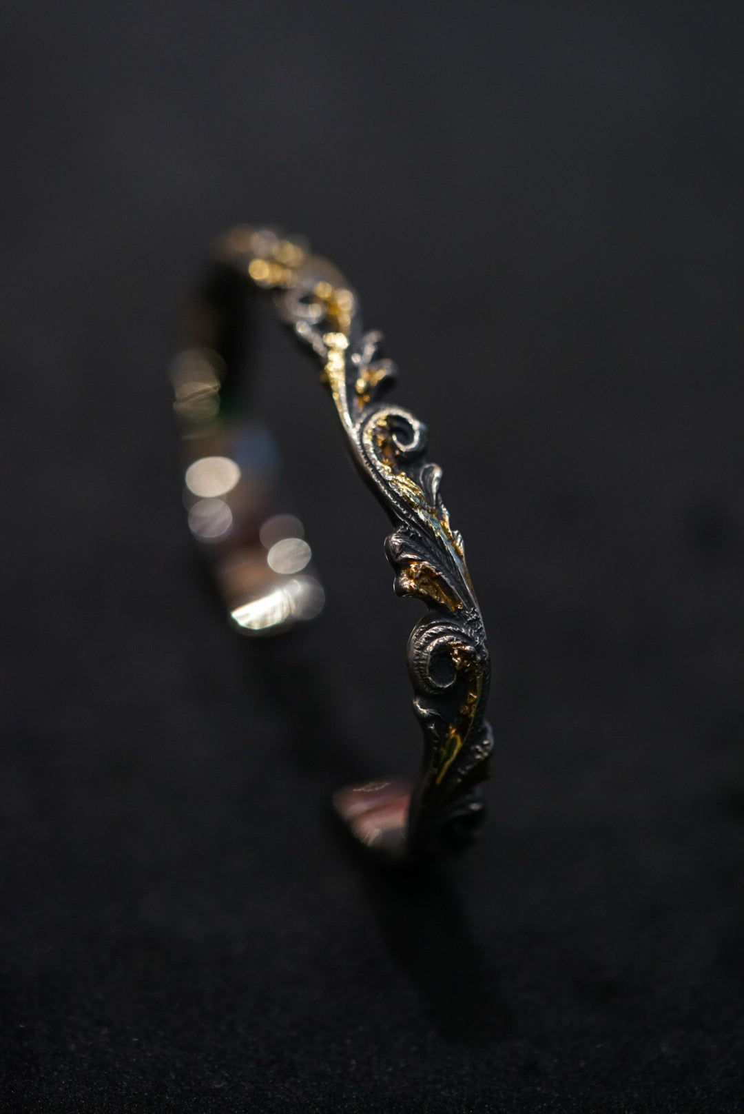 18K Braze Old Arabesque Bangle