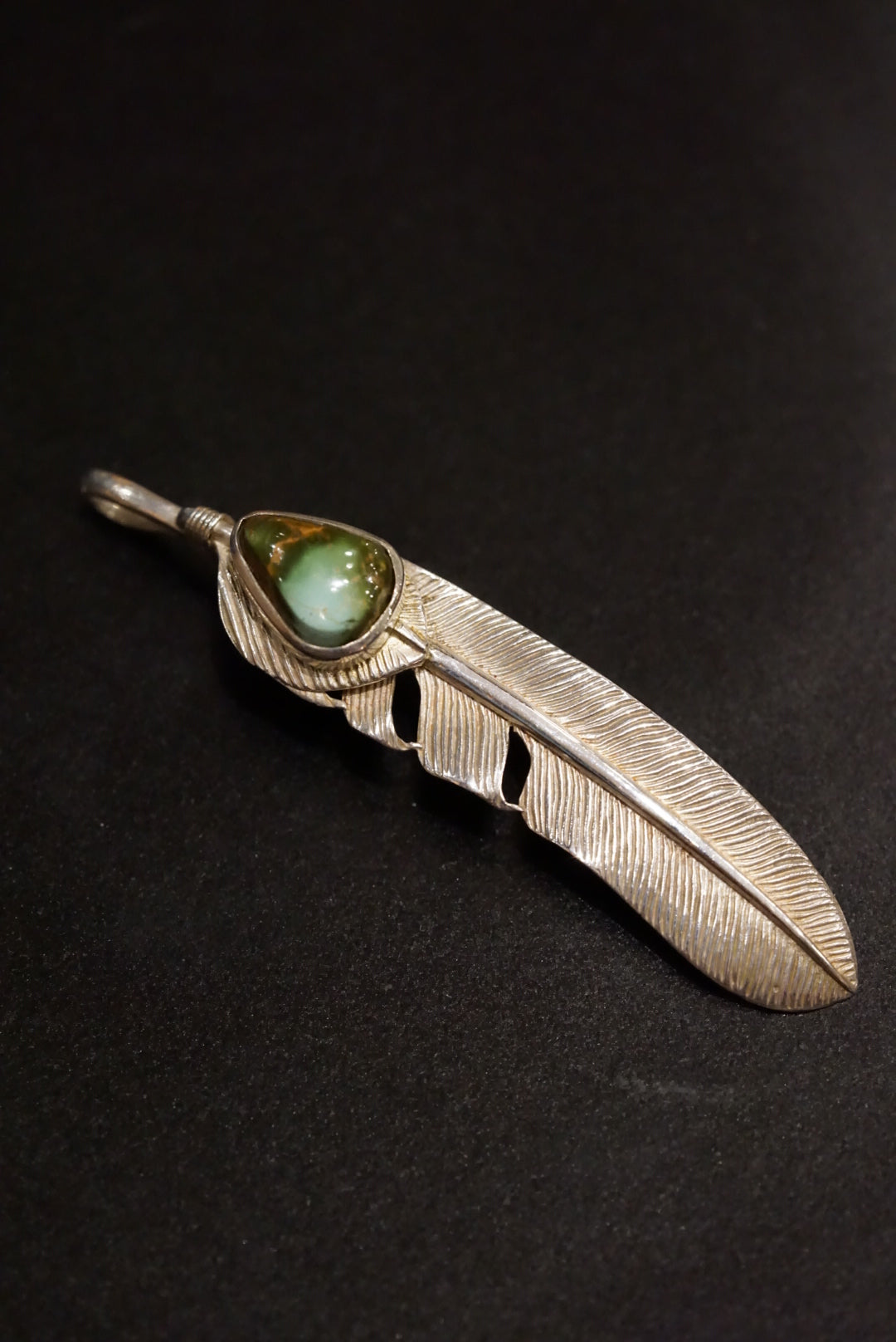 Silver Dollar Craft Top Silver Feather Pendant w/ Royston Turquoise