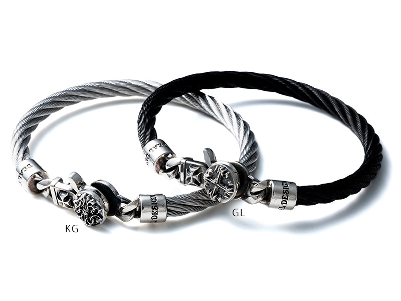Stainless Steel Wire Bangle: Tiny Clip