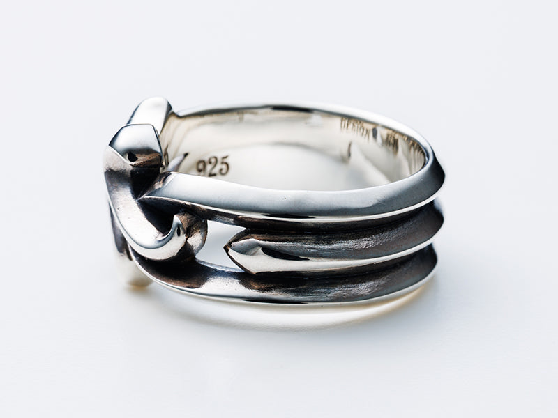 Slash Lily Ring: Wide