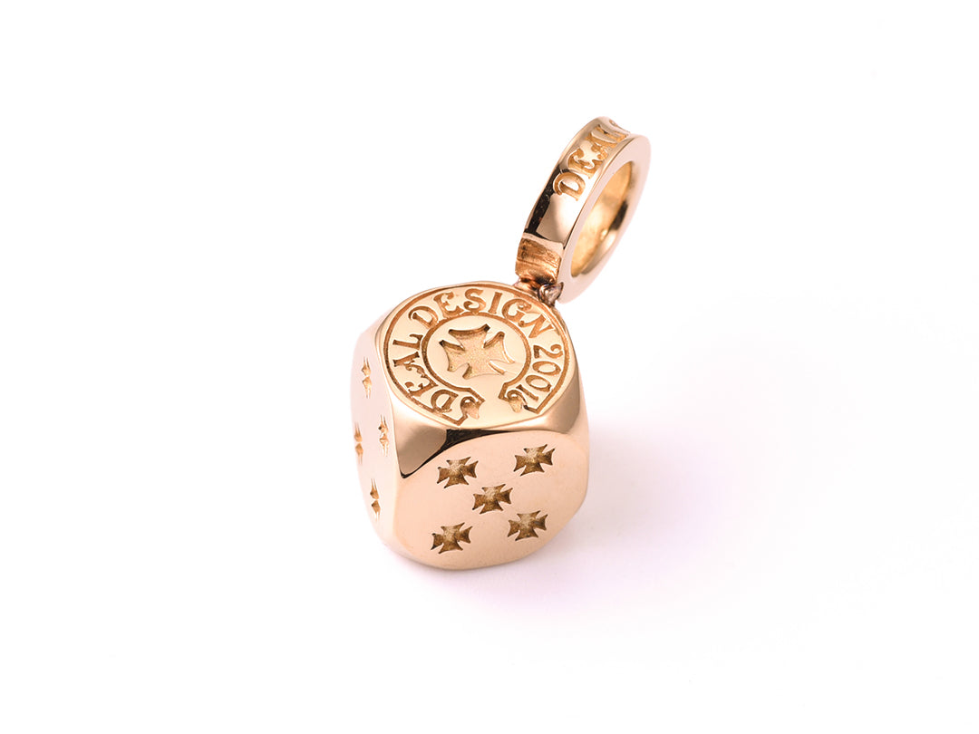 Rolling Dice: Cross (K18)