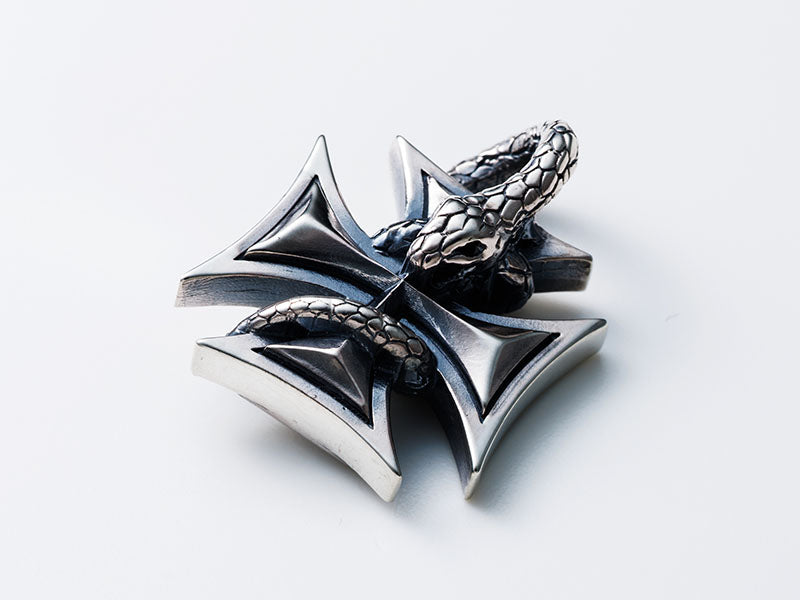 Snake Roll Iron Cross