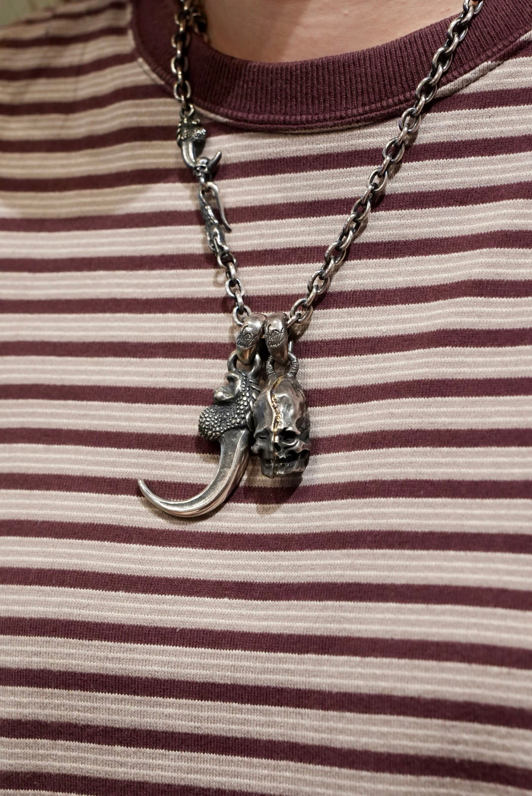 Mad Cult Pendant for unisex | Mad Cult Eagle Claw - M | DEOPUZ