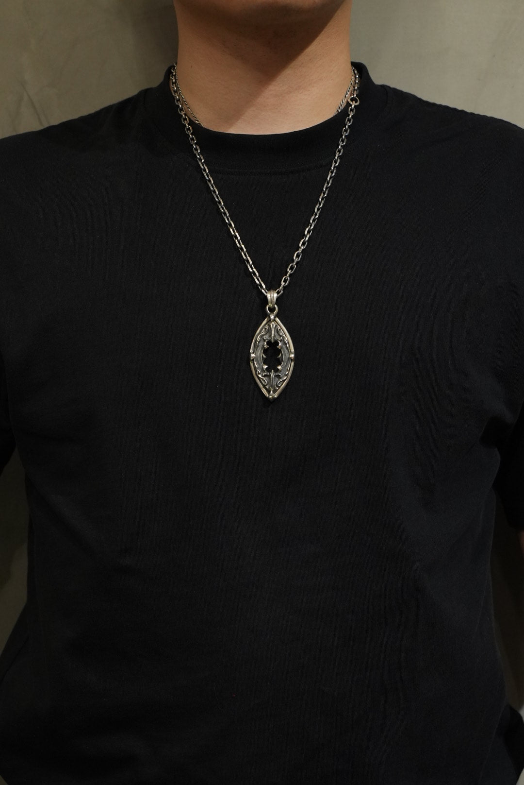 L,S,D Necklace / UN-021