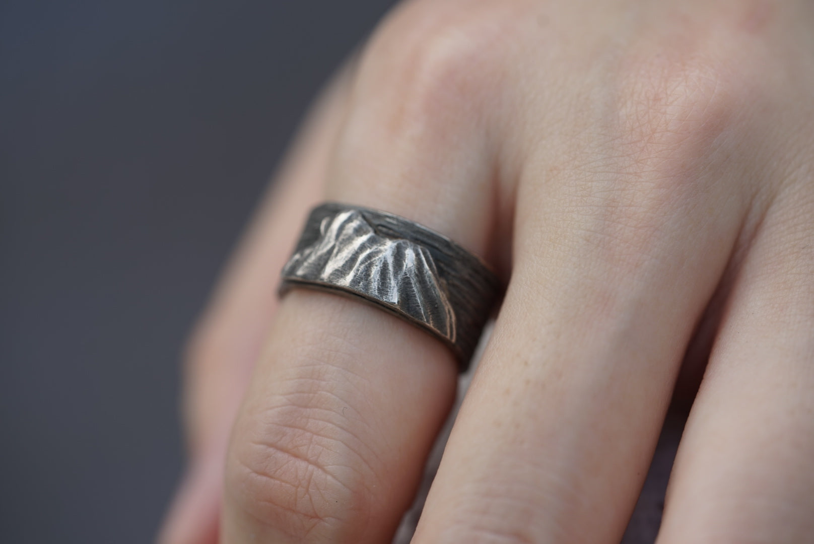 Nine Metal 925 Silver Lion Rock Ring