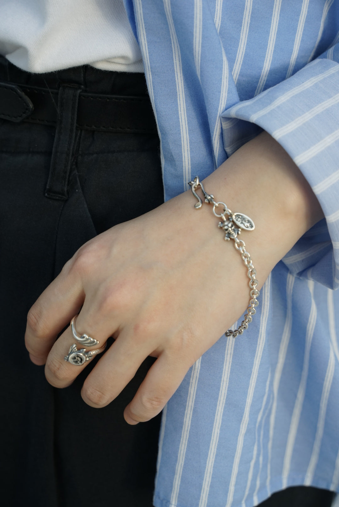 B596 Round Chain Link Bracelet with Tiny Charm and Oval BWL Tag