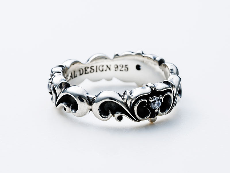 Royal Frame Ring