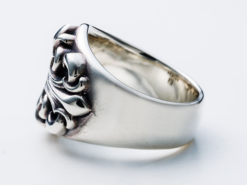 Blooming Cross Ring: Wide