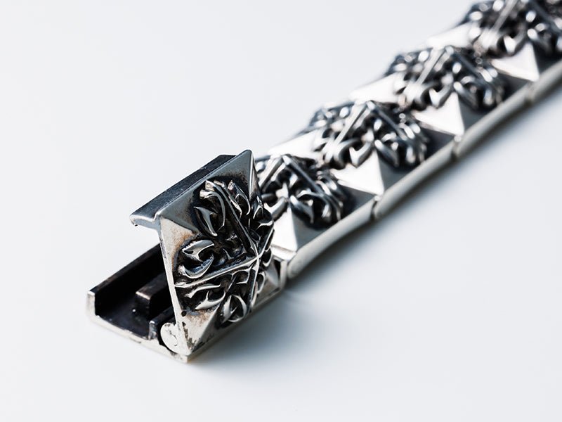 GL Studs Bracelet