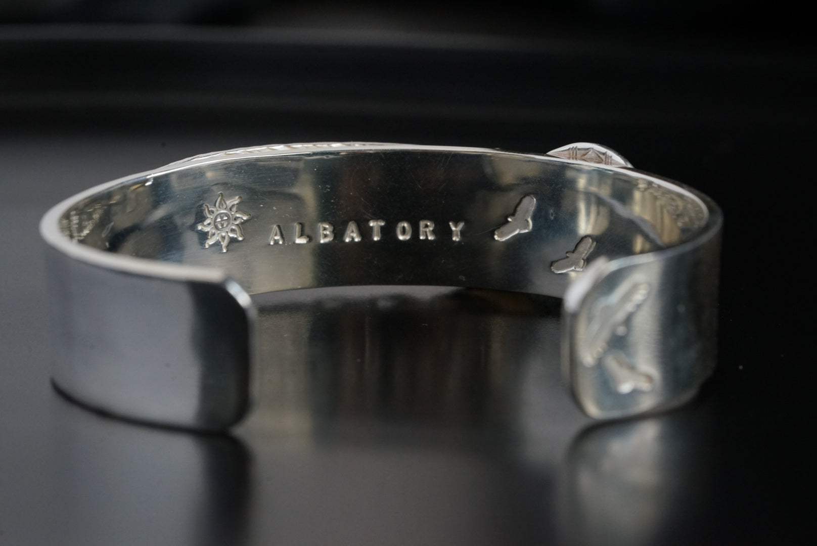 Albatory Silver Wheel 18K Top Gold 18K Gold Point Feather Bangle
