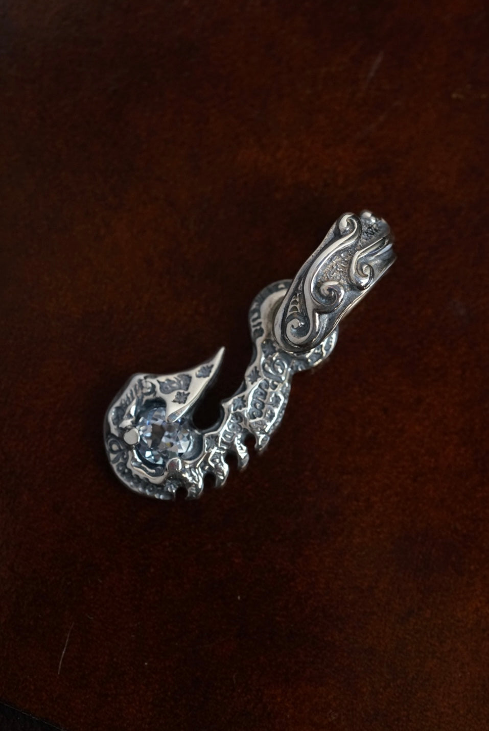 C369 Graffiti Fish Hook Large Wave Bale With Gemstone Charm