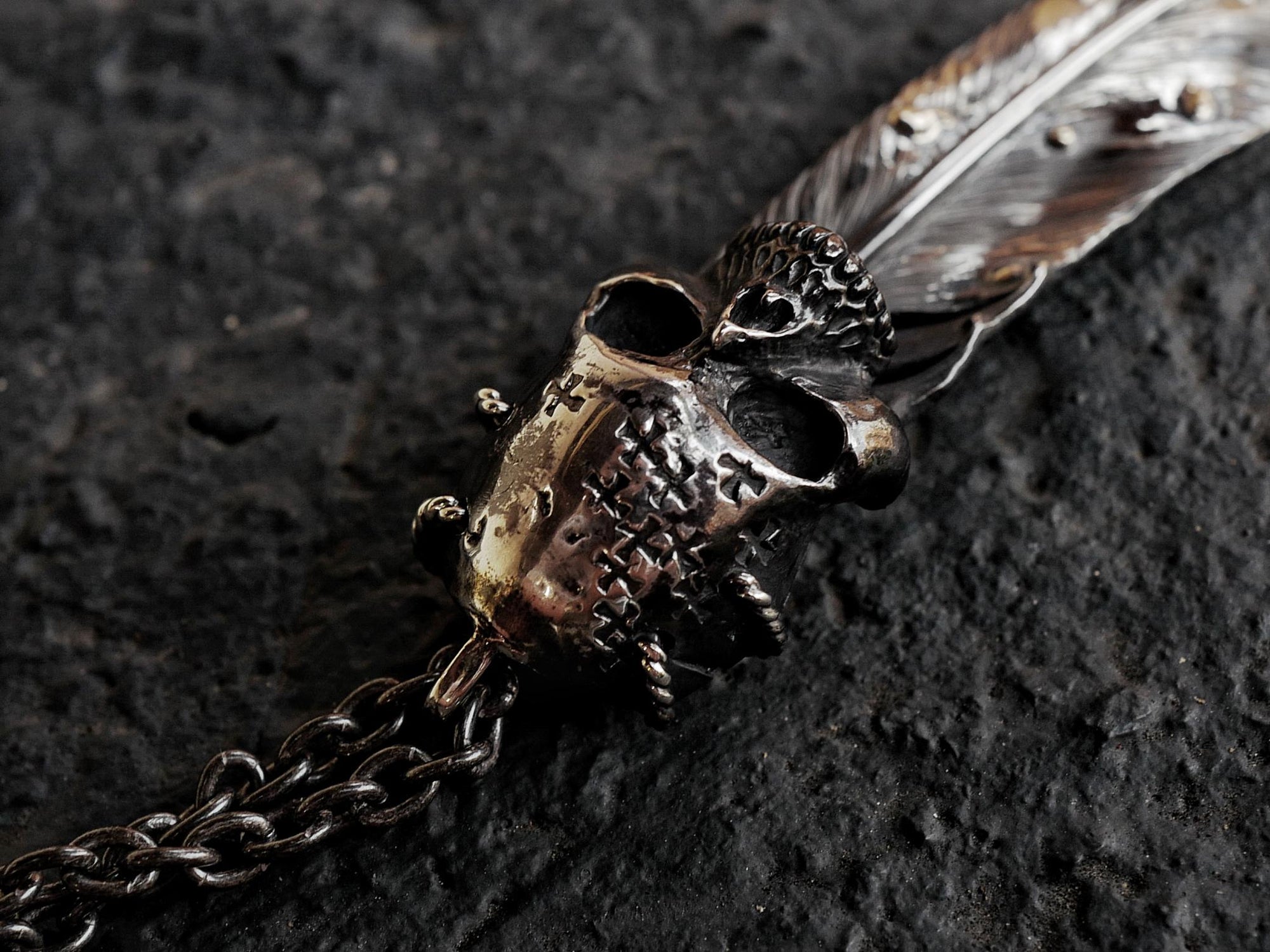 Albatory Skull Feather Pendant Set w/18K Gold Braze