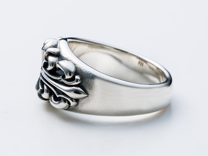 Blooming Cross Ring