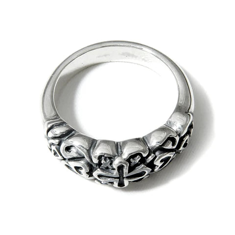 R426 Small Gothic 30th Anniversary Ring