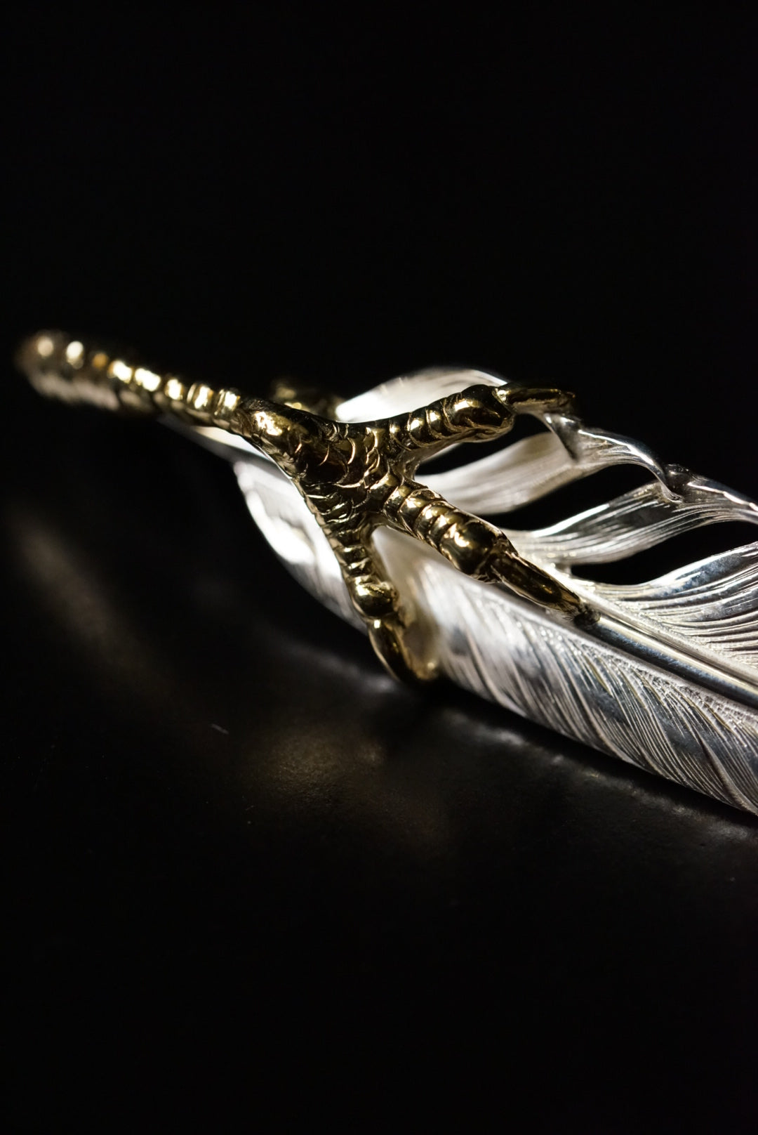 Albatory 18K Eagle Claw Silver Feather Pendant L