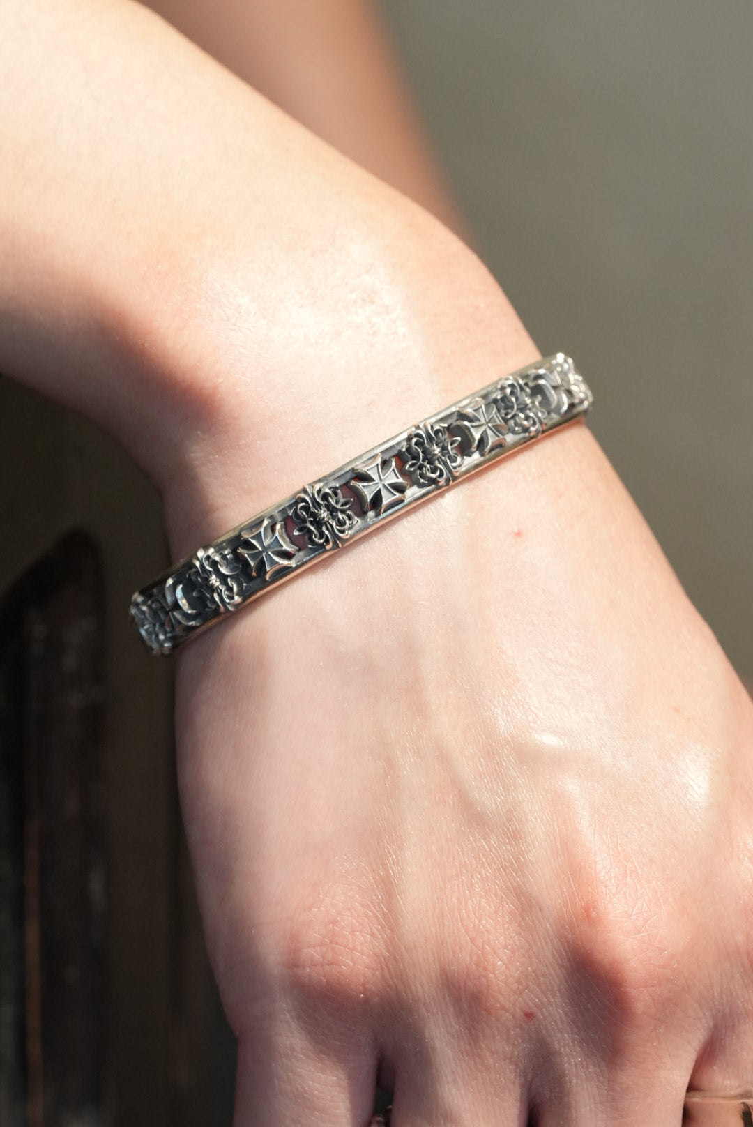 Dual Gate Bangle