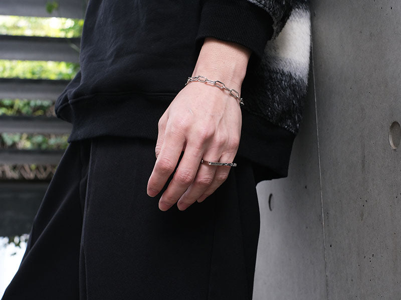 Decade Knuckle Ring