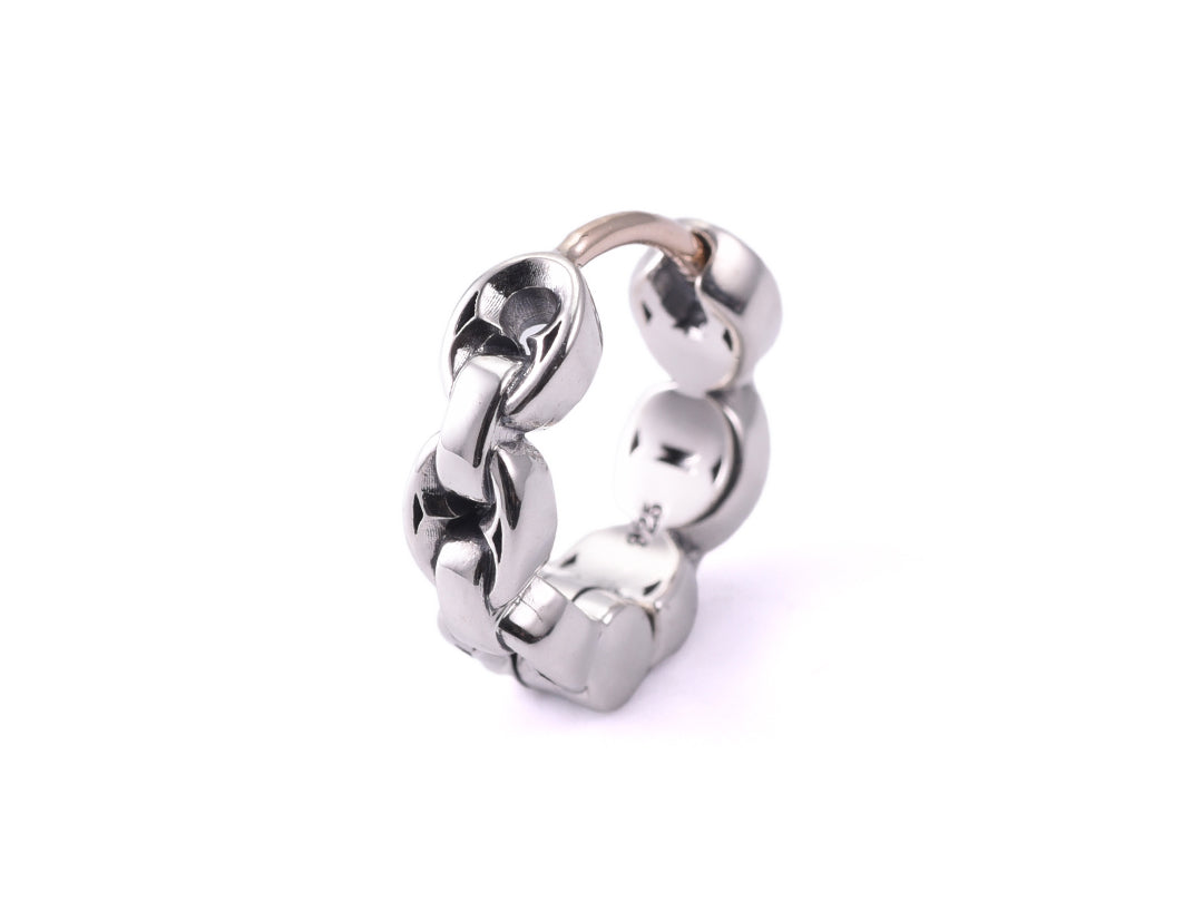 Fang Chain Hoop