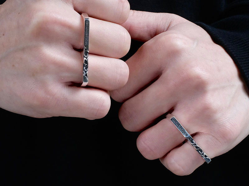 Decade Knuckle Ring