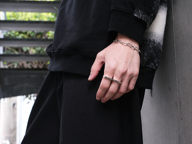 Decade Knuckle Ring