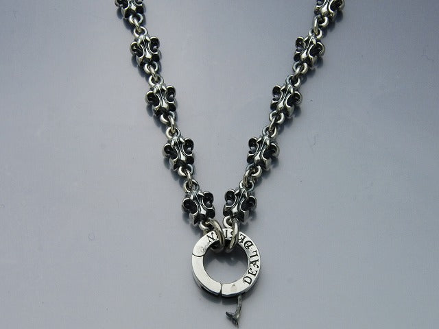 Deal Design - Blade Lily Chain 2