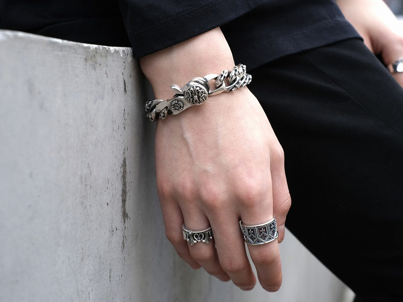 Deal Design - Classic Cross Bracelet 9
