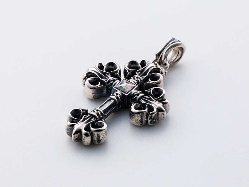 Deal Design - Discovery Cross S Pendant 7