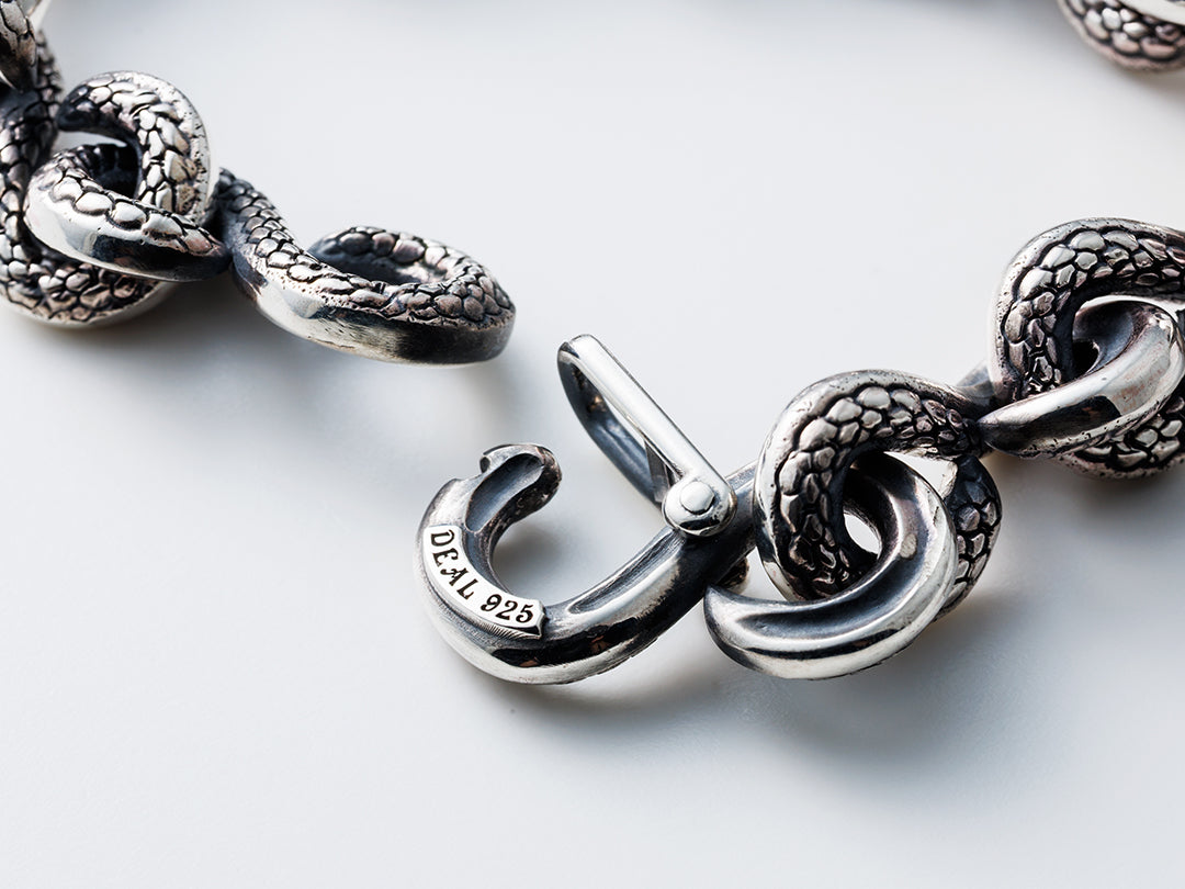 Deal Design - Eight Snake Bracelet 3