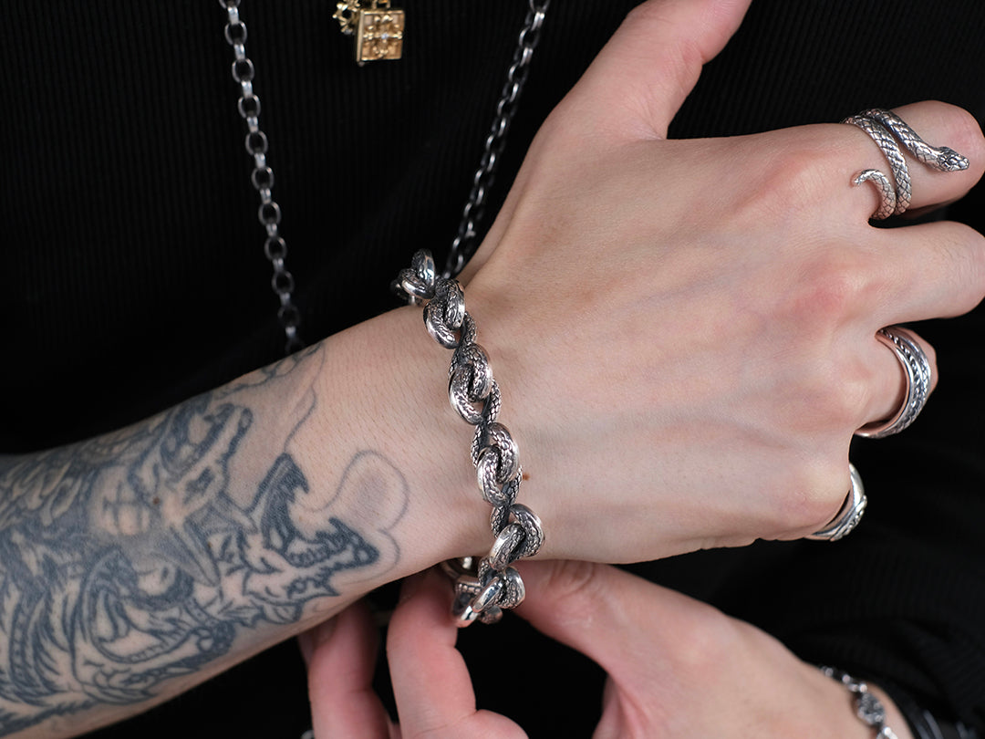 Deal Design - Eight Snake Bracelet 7