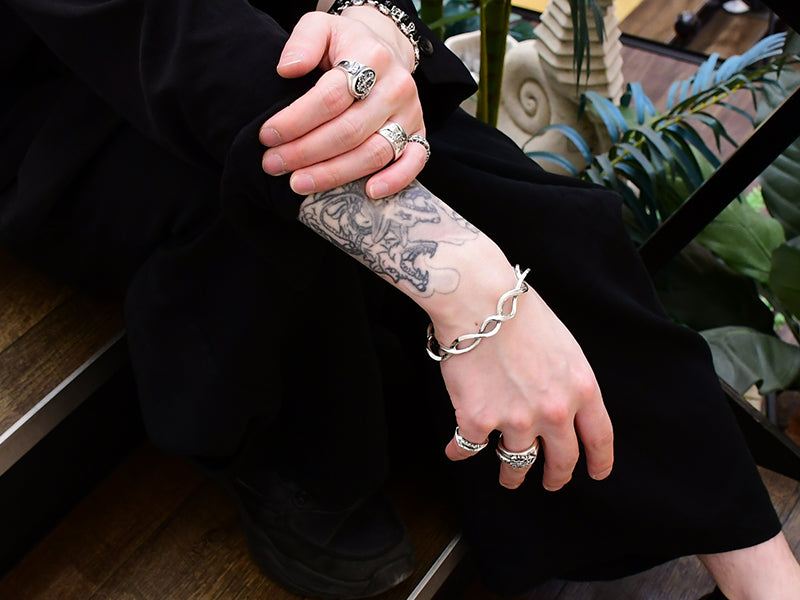 Deal Design - Flared Snake Bangle 7