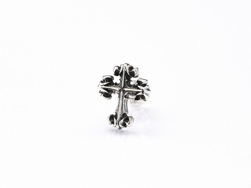 Deal Design - GL Cross Studs 1