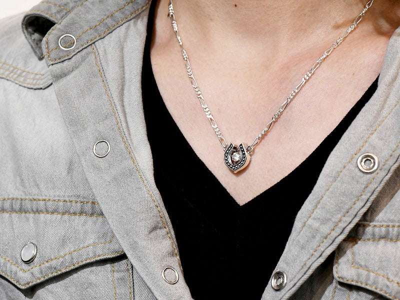 Deal Design - Grace Horseshoes : Dance Stone Pendant w/ Chain 6