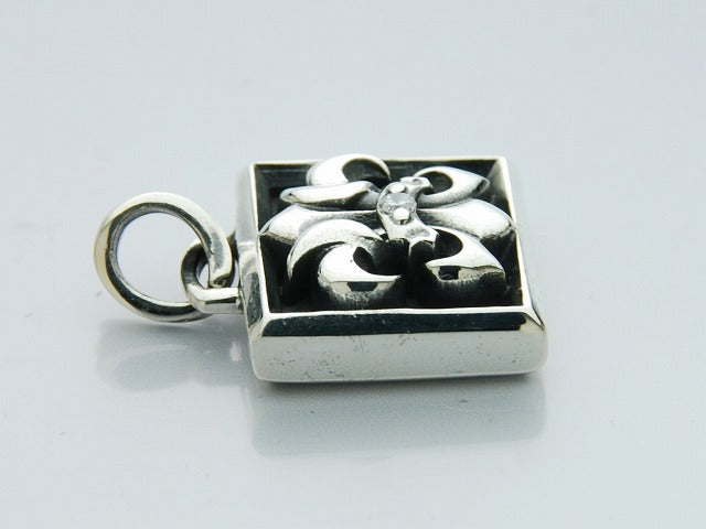 Deal Design - Grid Box Top Pendant 8