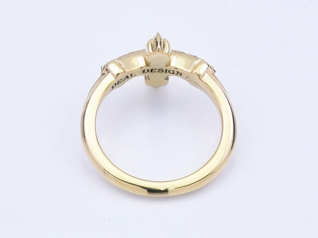 Deal Design - Insect Cross Ring 7