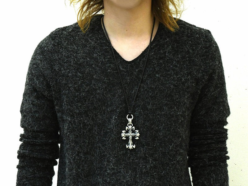 Deal Design - King GL Cross Pendant 6