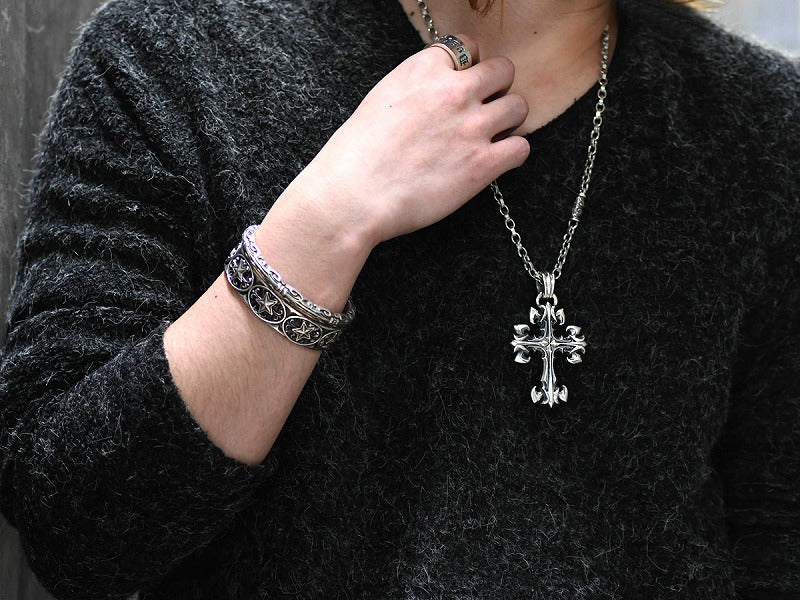 Deal Design - King GL Cross Pendant 7
