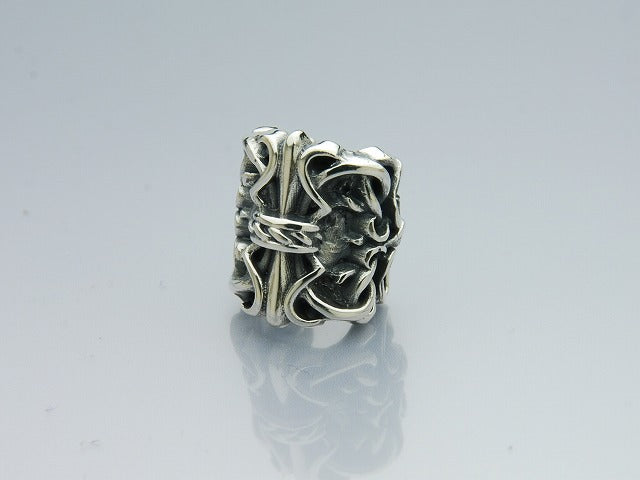 Deal Design - King Gate Cuff 1