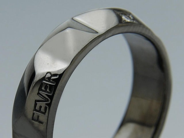 Deal Design - Mission Studs Ring 9