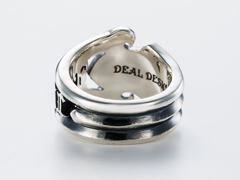 Deal Design - One Side Lily: Wide Ring 7