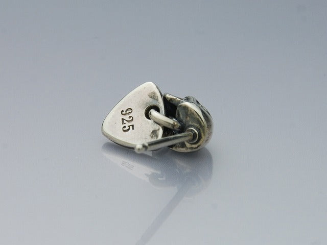 Deal Design - Pick Studs 3