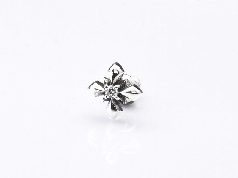 Deal Design - Spike Cross Earrings 1