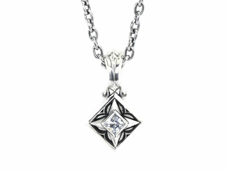 Deal Design - Square Fang Pendant 2