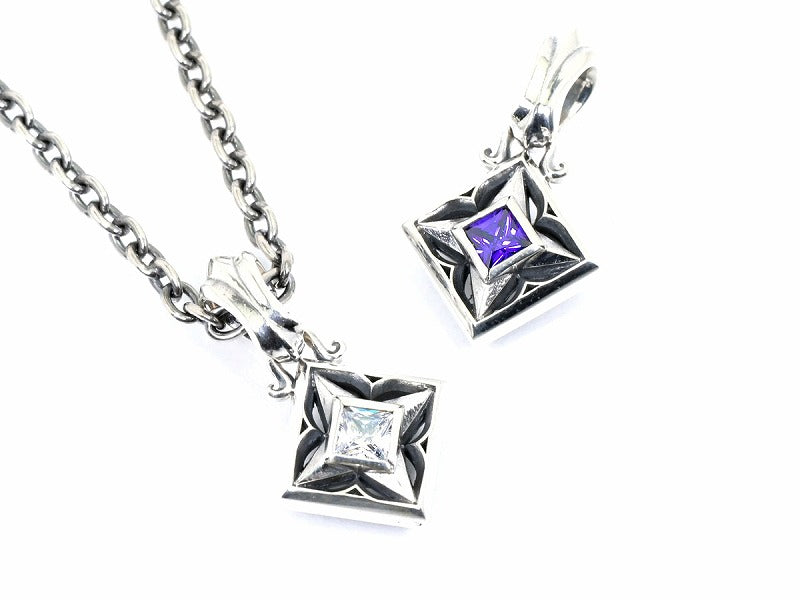 Deal Design - Square Fang Pendant 4