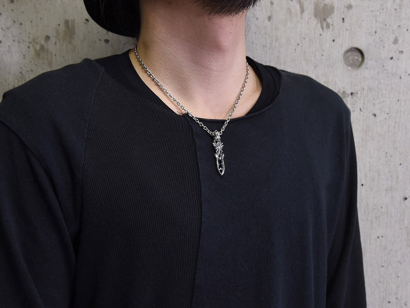 Deal Design - Starfang Dagger Pendant 5