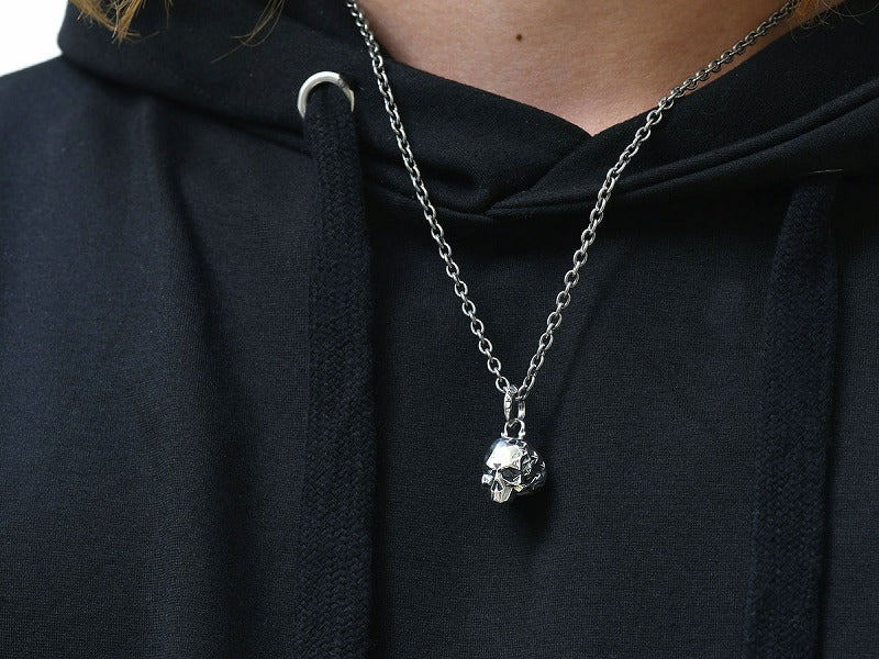 Deal Design - Surface Skull Pendant 1