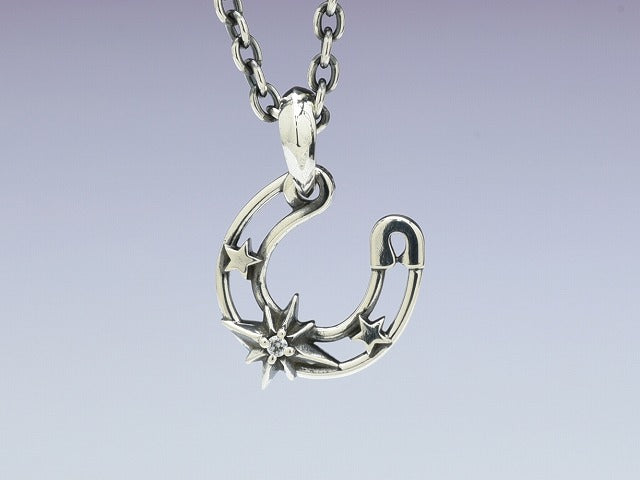Deal design - Safe Pin Horseshoe Pendant 13