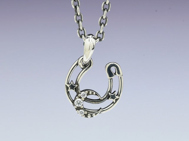 Deal design - Safe Pin Horseshoe Pendant 14