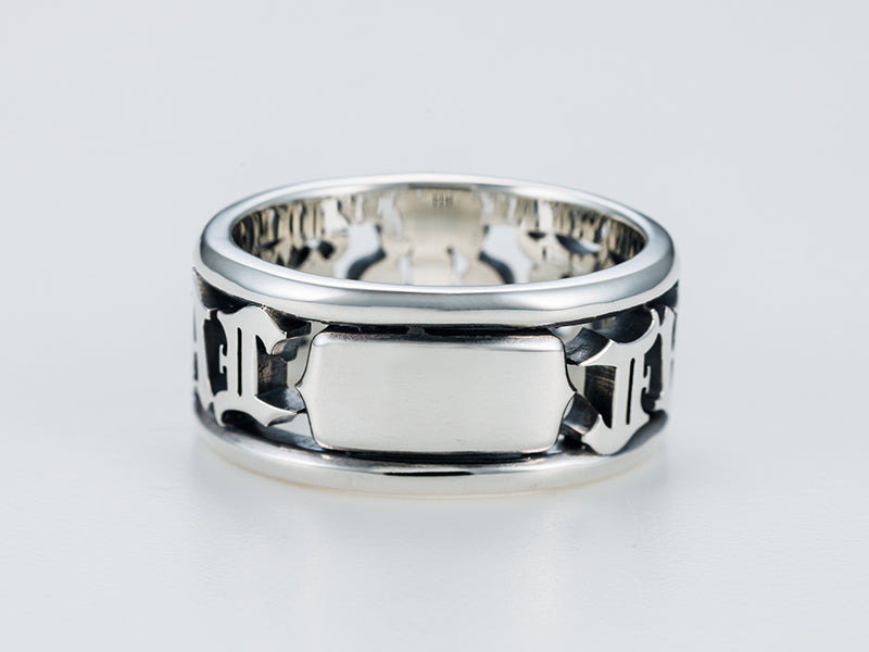 Deal Design Lily Letter Ring