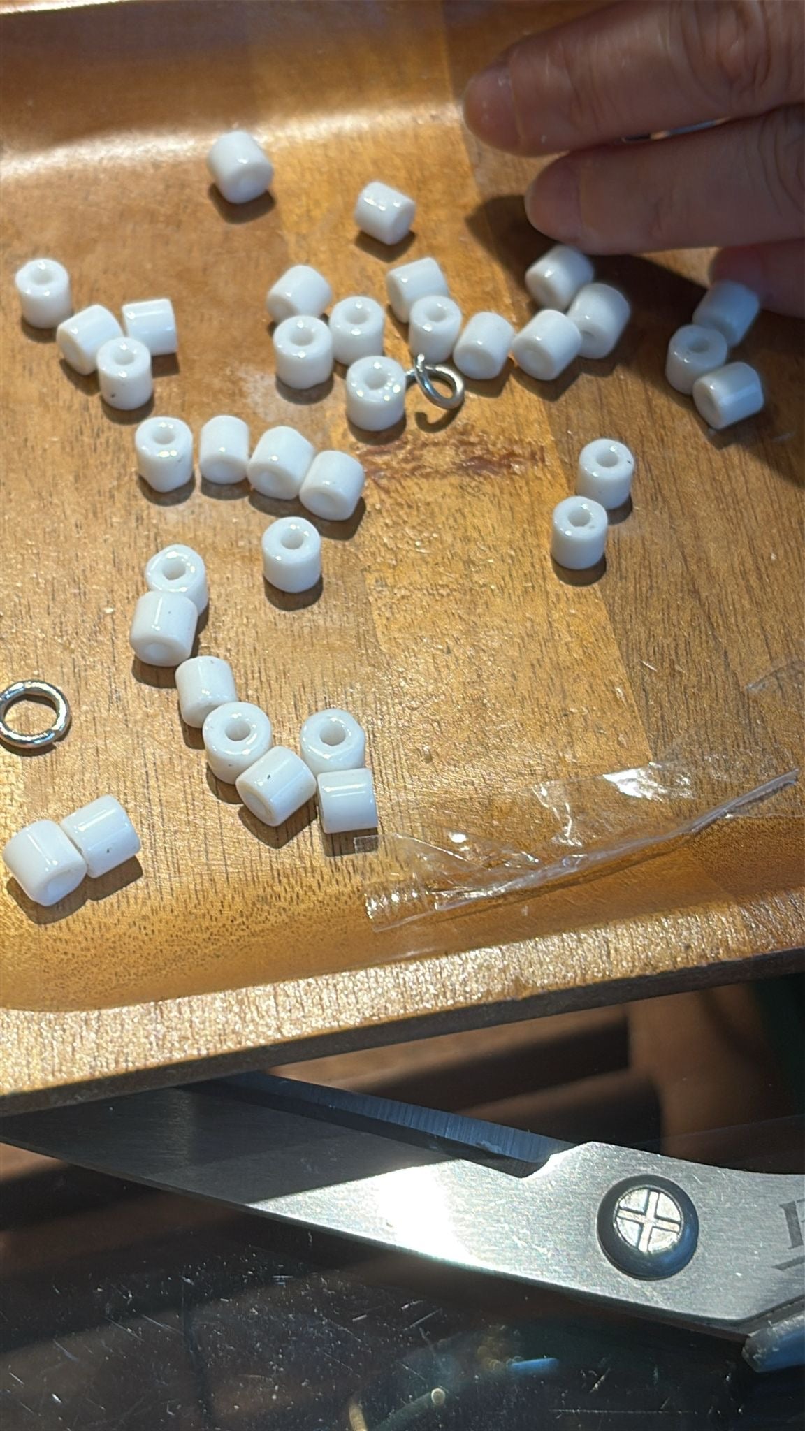 Cylinder Bead